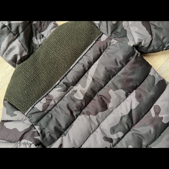 Bundle of 7 items for 3 year old boy - Picture 9 of 12